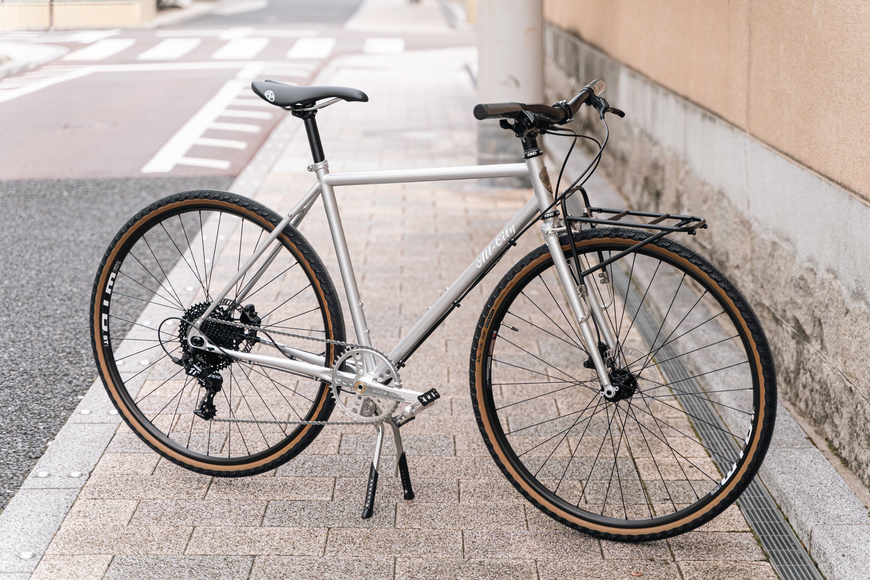 All-City Super Professionalを溶接とペイントでハイスペック