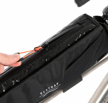 Load image into Gallery viewer, RESTRAP RACE TOP TUBE BAG LONG 2L リストラップ