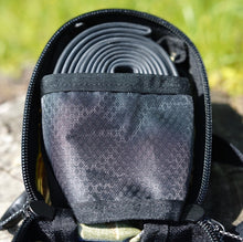 画像をギャラリービューアに読み込む, tade qui / 2 hour tripper / CORDURA 1000D MIL-SPEC / Black