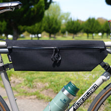 画像をギャラリービューアに読み込む, tade qui / Blanket / Frame bag / CORDURA 1000D MIL-SPEC / Black