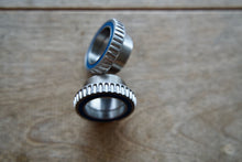 Load image into Gallery viewer, ROTOR BB TRACK30 BSA STEEL