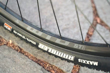 画像をギャラリービューアに読み込む, KONA ROVE ST 2024 完成車