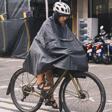 Load image into Gallery viewer, 【30%off】Trekmates Pak Poncho トレックメイツ パックポンチョ レインウエア 雨 自転車通勤