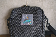 Load image into Gallery viewer, Rawlow Mountain Works 2024 Zodiac Limited edition Dragon / Cation ロウロウマウンテンワークス