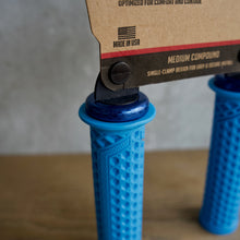 画像をギャラリービューアに読み込む, ODI Vans V2.1 Lock-On Grips グリップ