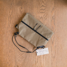 Load image into Gallery viewer, tade qui / outback / CORDURA 500D MIL-SPEC / Desert Tan