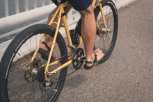 Load image into Gallery viewer, BEDROCK Cairn Evo Sandal ベッドロック サンダル