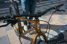 Load image into Gallery viewer, 【ご予約】KONA UNIT X 完成車 Gloss Metallic Gold 2026年モデル