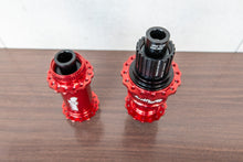 Load image into Gallery viewer, 【10%オフ】Onyx Vesper MTB BOOST CL MS 前後セット(Red / 32H)