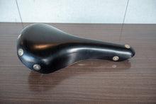 画像をギャラリービューアに読み込む, 【中古】ベルソーサイクルズ レザーサドル(ARAVIS チタンレール)