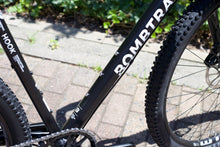 画像をギャラリービューアに読み込む, BOMBTRACK HOOK EXT 完成車