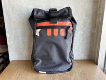 画像をギャラリービューアに読み込む, North St. Bags アップサイクルド マイクロパニア 14L