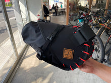 Load image into Gallery viewer, RESTRAP SADDLE BAG 14L