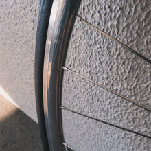 Load image into Gallery viewer, 【中古】ホワイトインダストリーズ × H PLUS SON 手組みホイールセット リムブレーキ用