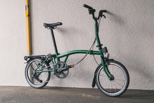 Load image into Gallery viewer, BROMPTON C Line Explore 12spd (Mハンドル、ラック有り) レーシンググリーン ブロンプトン