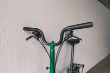Load image into Gallery viewer, BROMPTON C Line Explore 12spd (Mハンドル、ラック有り) レーシンググリーン ブロンプトン