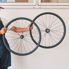 画像をギャラリービューアに読み込む, SHIMANO GRX カーボンホイールセット (MICRO SPLINE) WH-RX880 チューブレス対応 シマノ
