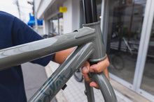 画像をギャラリービューアに読み込む, SKLAR BIKES PBJ Frame Set