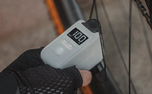 Load image into Gallery viewer, Topeak E-BOOSTER DIGITAL 電動ポンプ トピーク