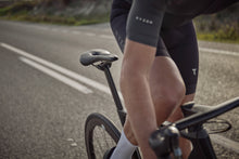 画像をギャラリービューアに読み込む, ERGON SR Pro Men