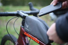 画像をギャラリービューアに読み込む, APIDURA エクスペディション ボルトオン トップチューブバッグ(1L)アピデュラ