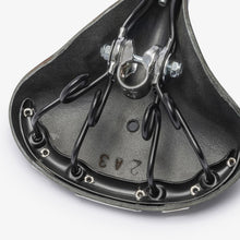 Load image into Gallery viewer, BROOKS B72 ブルックス(Brooks England)の商品画像(写真1)