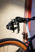 Load image into Gallery viewer, PDW ツインジーズ・デュアルボトルケージホルダー