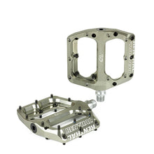 画像をギャラリービューアに読み込む, RENTHAL REVO-F フラットペダル レンサル