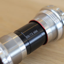 Load image into Gallery viewer, PhilWood Outboard bottom bracket Stainless フィルウッド・BB シマノ用・ステンレス