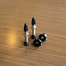 画像をギャラリービューアに読み込む, Surly TUBELESS KIT サーリー チューブレス キット