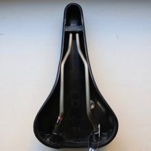 Load image into Gallery viewer, Selle italia milano TURBO BONNIE セライタリア レザー ブラック