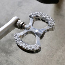 Load image into Gallery viewer, MKS LAMBDA Ezy Superior Silver 三ヶ島製作所 ペダル シルバー 輪行