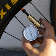 Load image into Gallery viewer, Bicycle Tire Cauge 低圧専用 自転車用タイヤケージ Panaracer パナレーサー BTG-F-LP 仏式バルブ専用