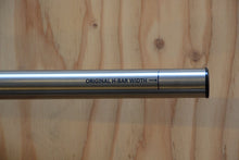 Load image into Gallery viewer, 店頭販売のみ Jones H-Bar Loop Titanium 710mm ジョーンズ ハンドルバー
