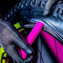Load image into Gallery viewer, Muc-off Rim Stix Tyre Lever 1組2本セット売り タイヤレバー マックオフ