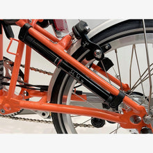 画像をギャラリービューアに読み込む, Brompton Pump with Mounting Brackets ブロンプトン 空気入れ ポンプ レザイン アルミ製 軽量 携帯ポンプ ハンドポンプ