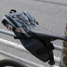 Load image into Gallery viewer, RawLow Mountain Works Bike'n Hike Post Bag ロウロウマウンテンワークス サドルバッグ バックパック リュック