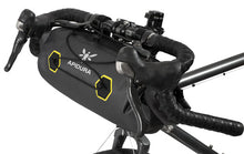 画像をギャラリービューアに読み込む, APIDURA エクスペディション ハンドルバーパック(9L)