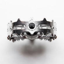 Load image into Gallery viewer, MKS XC-III bear trap pedal (Silver) スピンドル径 9/16 三ヶ島製作所 ペダル