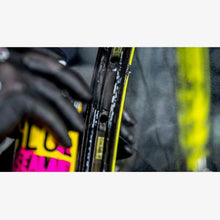 Load image into Gallery viewer, Muc-off GLUE REMOVER 容量200ml マックオフ チューブレス 接着剤、シーラント、リムセメントの除去