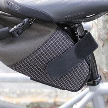 Load image into Gallery viewer, RawLow Mountain Works Bike'n Hike Post Bag ロウロウマウンテンワークス サドルバッグ バックパック リュック