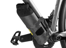 Load image into Gallery viewer, APIDURA エクスペディション ダウンチューブパック (1.5L) アピデュラ バイクパッキング 防水 アクセサリーバッグ(Apidura)の商品画像(写真1)