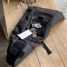 Load image into Gallery viewer, RawLow Mountain Works Bike'n Hike Post Bag ロウロウマウンテンワークス サドルバッグ バックパック リュック