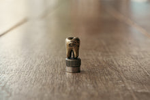 Load image into Gallery viewer, HATCHET Metal Work Studio ValveCap (米式用)(Hatchet Metal Work Studio)の商品画像(写真3)