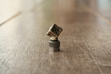 Load image into Gallery viewer, HATCHET Metal Work Studio ValveCap (米式用)(Hatchet Metal Work Studio)の商品画像(写真6)