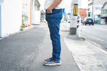Load image into Gallery viewer, GOHEMP VENDOR TAPERED SLIM PANTS USED WASH GHP1101DYU ゴーヘンプ・ベンダー・テーパード・スリム・パンツ・ユーズドウォッシュ
