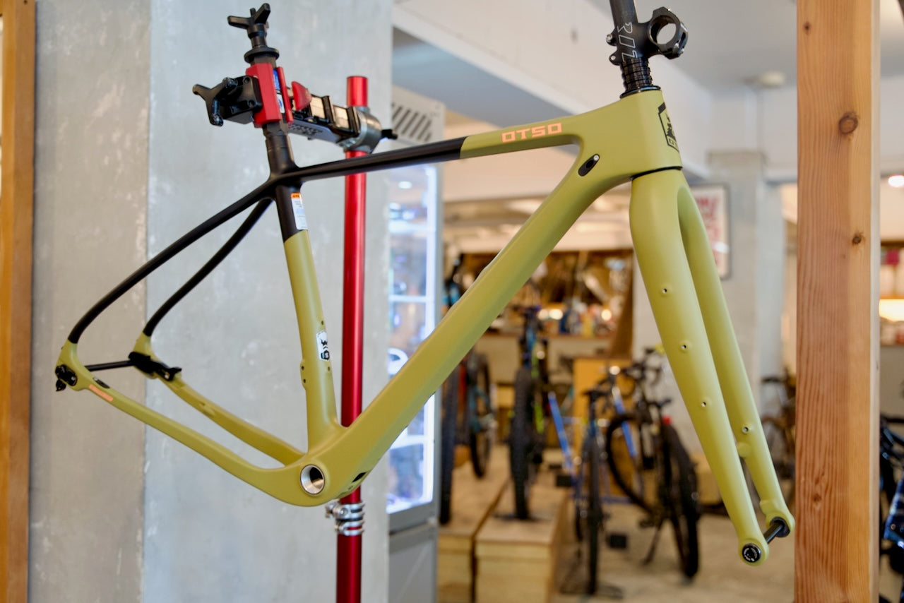 ENVE Mountain Fork MTB カーボンリジットフォーク