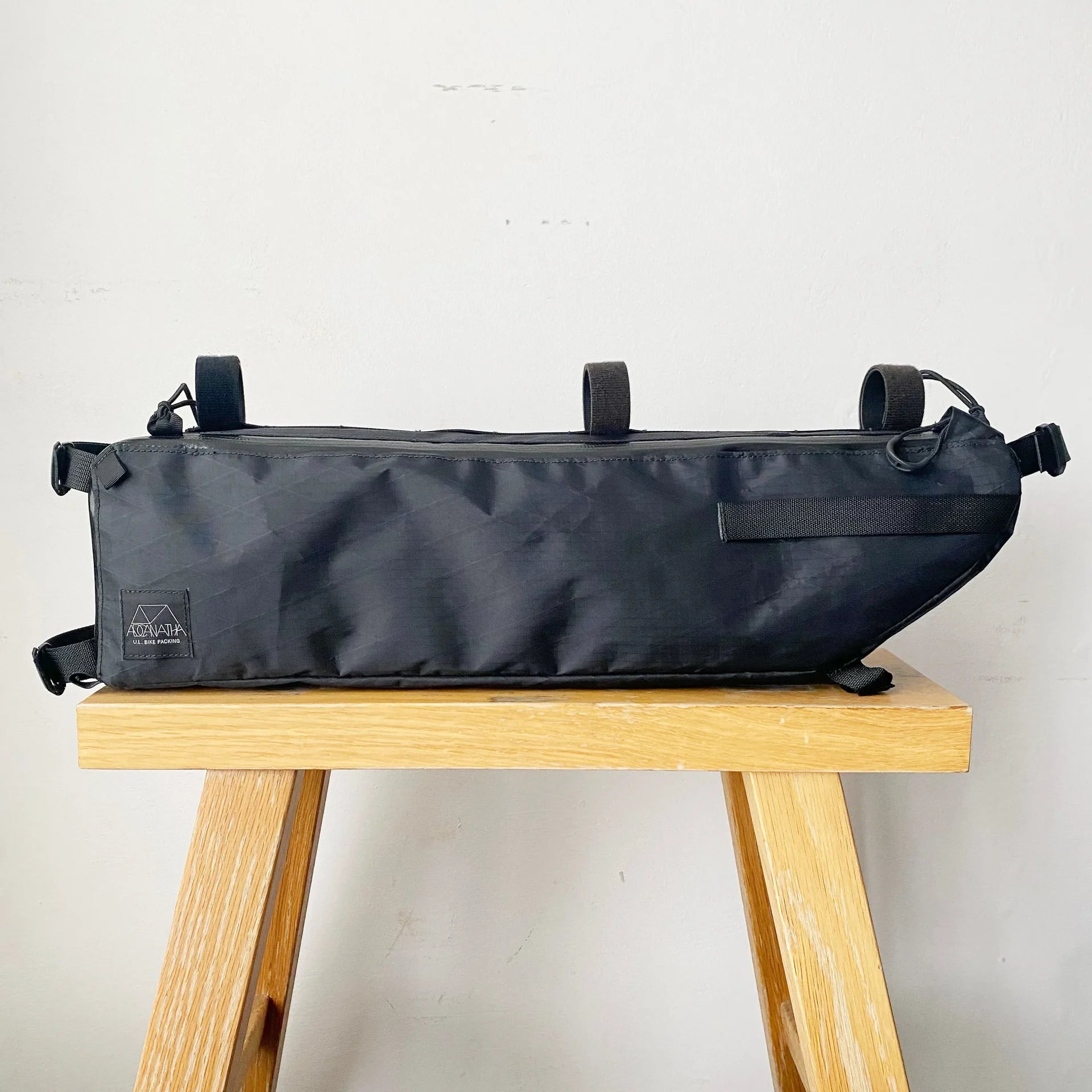 ハンドメイドフレームバッグ　X-PACブラック 42cm ILE* frame bag (x-pac/black) - BLUE LUG ONLINE STORE