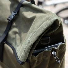 Load image into Gallery viewer, FAIRWEATHER brompton bag (waxed canvas) (フレームあり) フェアウェザー ブロンプトンバッグ フロントバッグ
