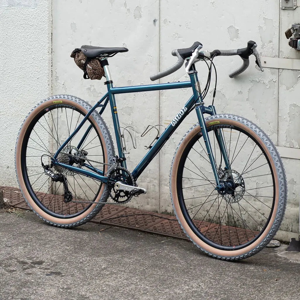 ULTRA DYNAMICO Rose 650B 48 glay 2本セット